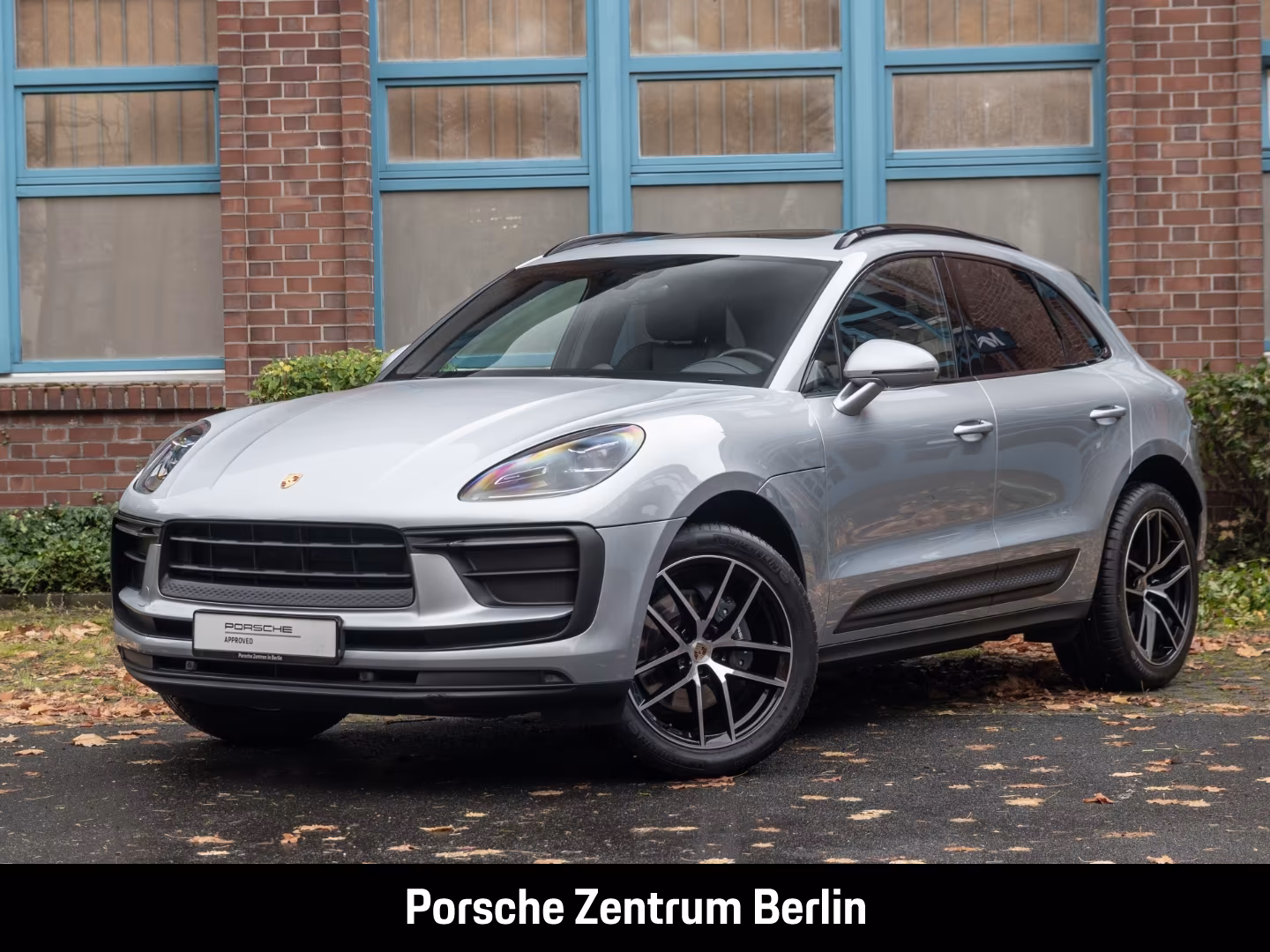 Porsche Macan 20-Zoll Panoramadach Rückfahrkamera LED