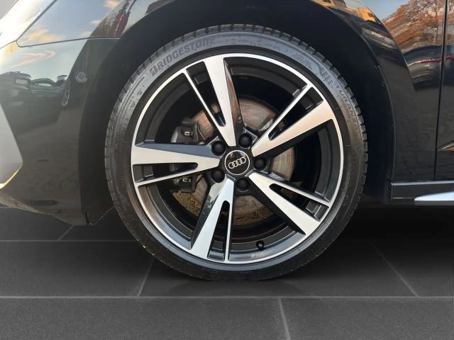 Audi A3 40 TFSI Hybride S-Line Sedan