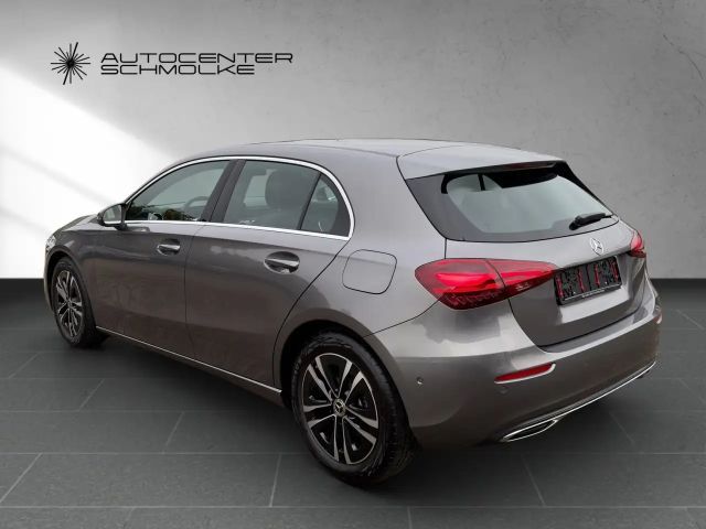 Mercedes-Benz A 180 Progressive