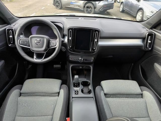 Volvo XC40 B3 Benzin ACC / BLIS / AHK