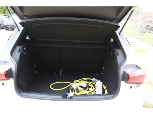 Cupra Born 60kWh 5-J-GARANTIE NAVI LED KAMERA ACC SHZ 19