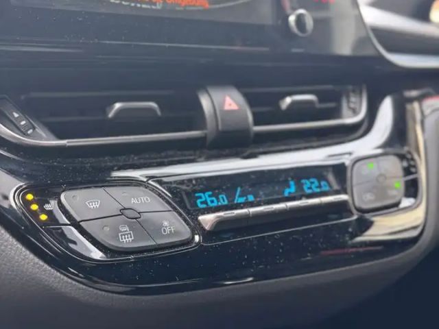 Toyota C-HR Hybride Team D