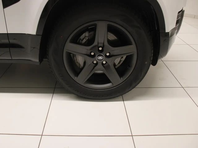 Land Rover Defender 110 D300 Dynamic SE