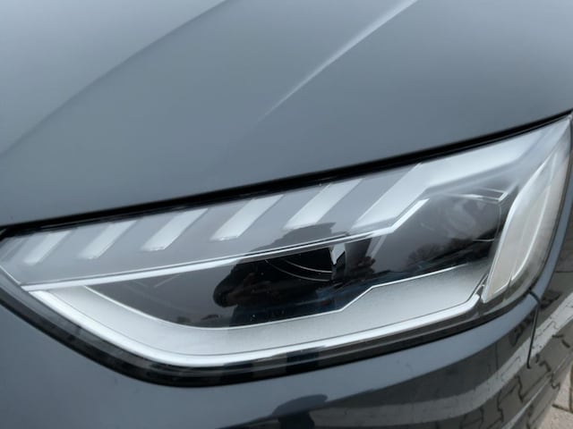 Audi A4 40 TFSI Avant Quattro S-Tronic