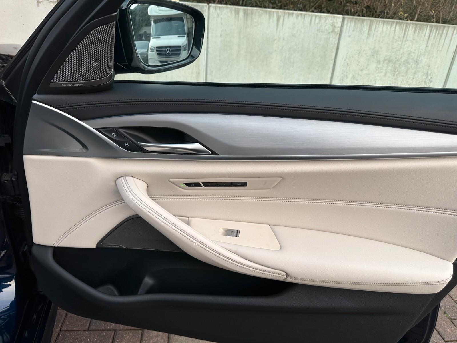 BMW 545 545e M-Sport Sedan xDrive