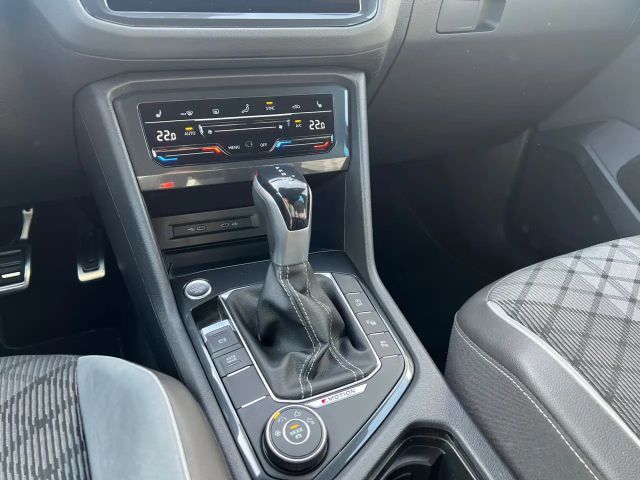 Volkswagen Tiguan 2.0 TSI DSG R-Line