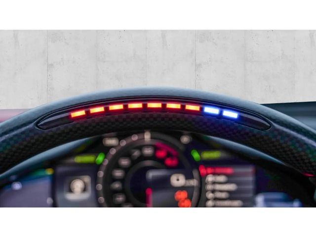 Ferrari 296 *Carbon+LED*Lift*Racing-Livery*Racingsitze*HiFi*