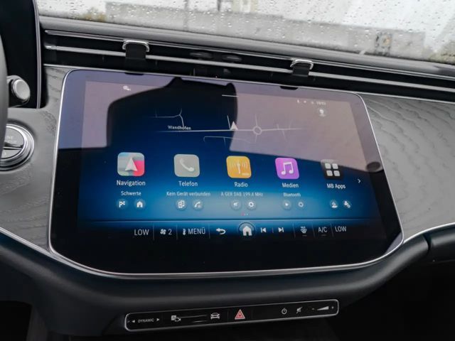 Mercedes-Benz E 200 AVANTGARDE Estate