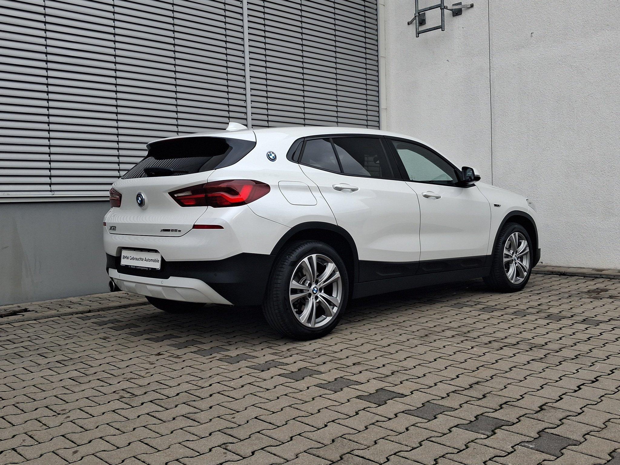 BMW X2 xDrive25e