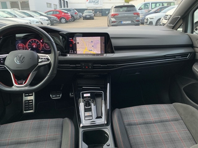 Volkswagen Golf 2.0 TSI DSG GTI