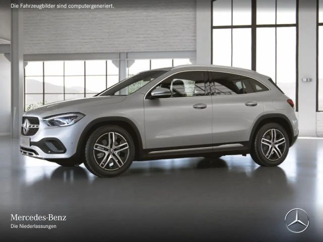 Mercedes-Benz GLA 200 Progressive