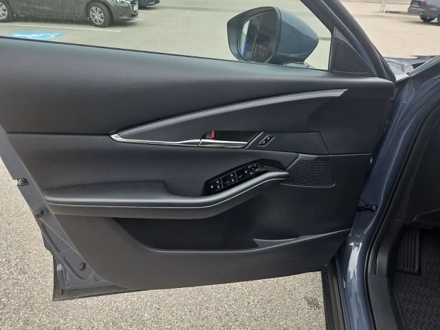 Mazda CX-30 e-Skyactive G140 Centre-Line