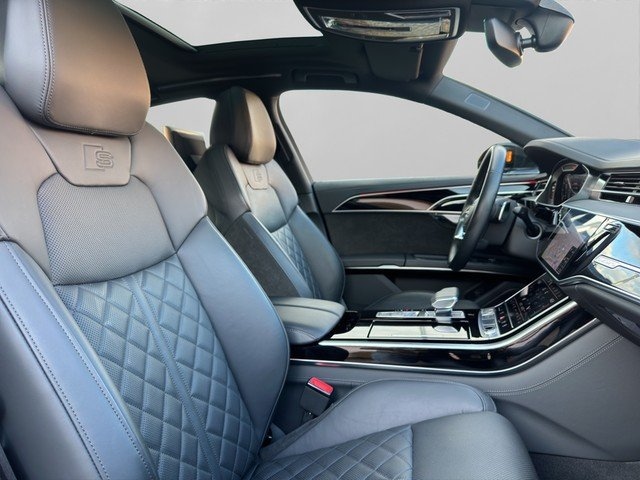 Audi A8 60 TFSI Hybride Quattro