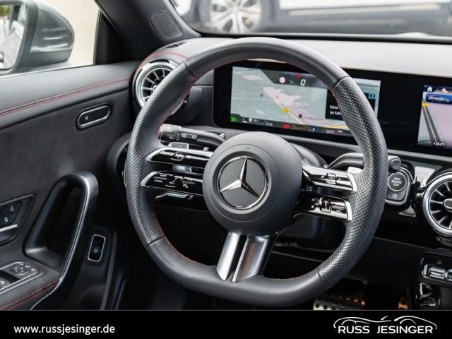 Mercedes-Benz CLA 180 AMG Line Shooting Brake