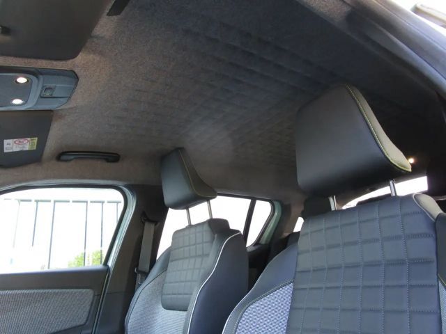 Renault 4 Comfort E-Tech Iconic