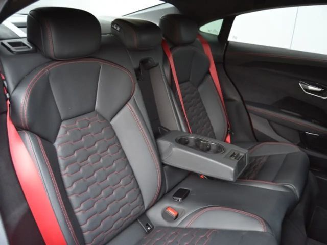 Audi RS e-tron GT Quattro