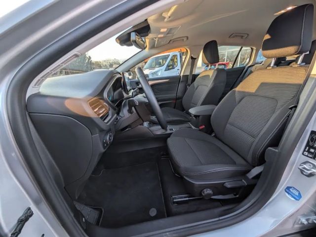 Ford Focus Titanium Wagon