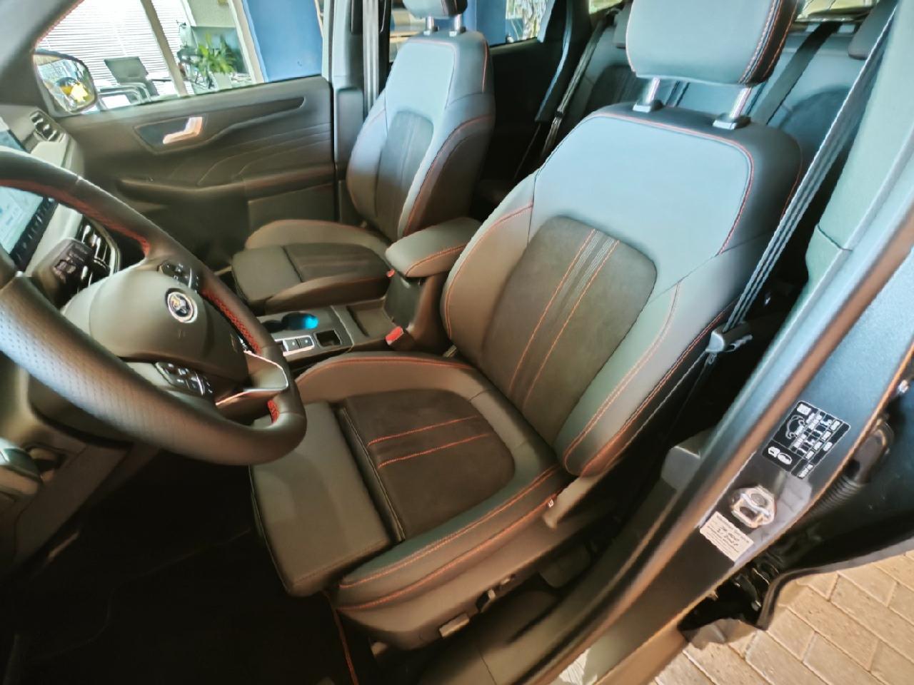 Ford Kuga Hybrid Plug in Hybrid ST Line X