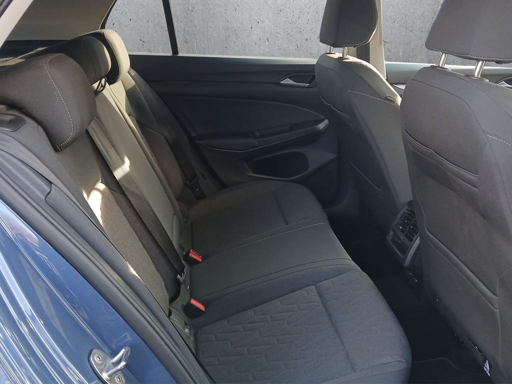 Volkswagen Golf 1.5 eTSI DSG Golf VIII Life