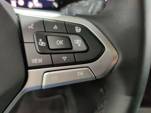 Volkswagen Golf 1.5 TSI Life Variant