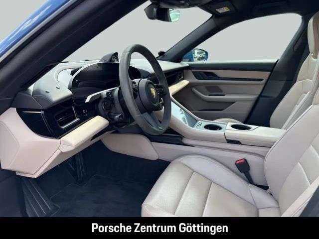 Porsche Taycan 4 Cross Turismo