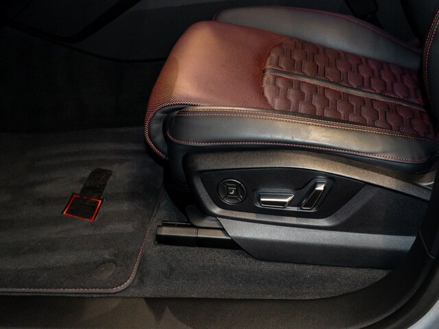 Audi RS Q8 Performance Quattro