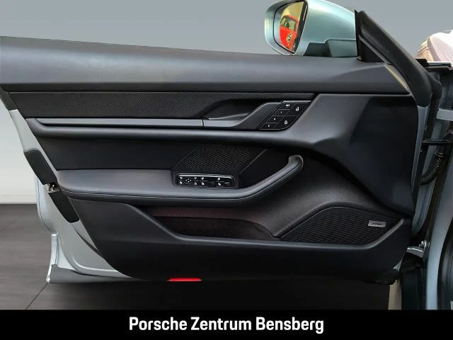 Porsche Taycan 4S Cross Turismo