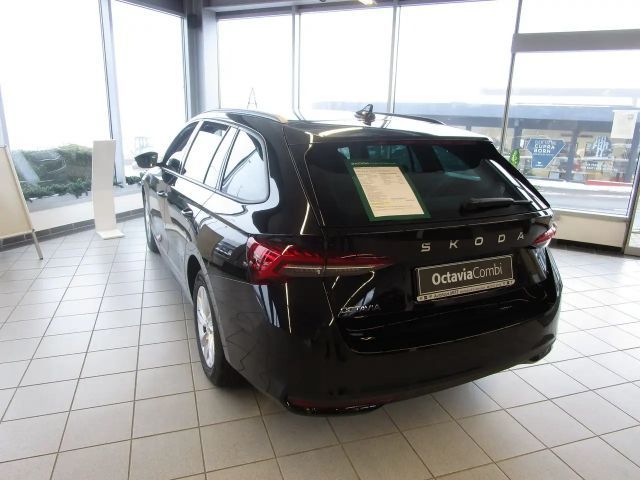 Skoda Octavia 1.5 TSI Business