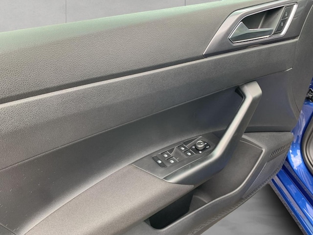 Volkswagen Polo 1.0 TSI DSG Style