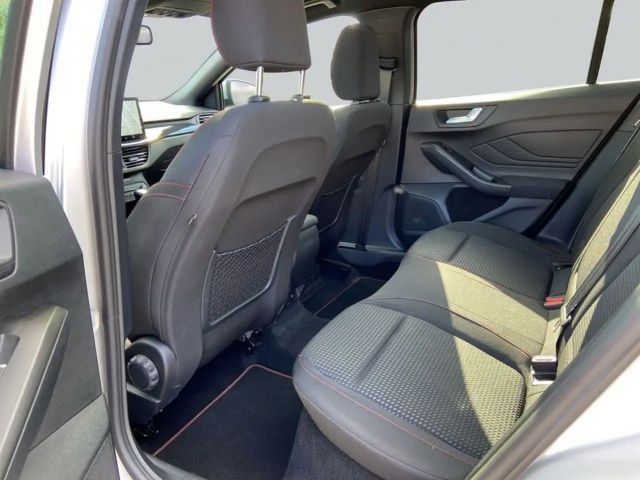 Ford Focus ST Line Wagon