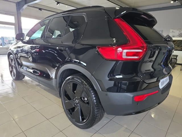 Volvo XC40 Plus