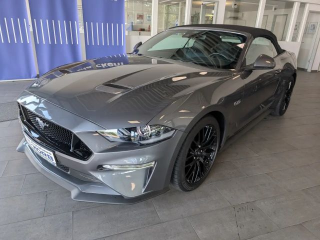 Ford Mustang Convertible GT 5.0 V8