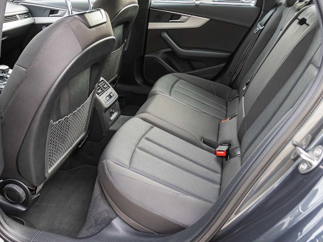 Audi A4 40 TDI Quattro S-Tronic Sedan