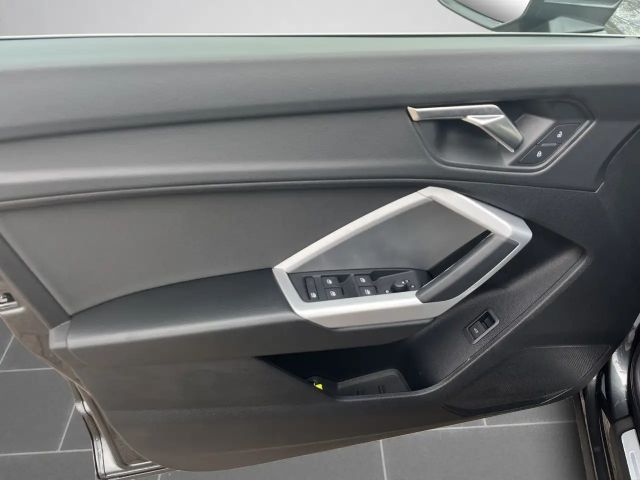 Audi Q3 35 TFSI S-Line S-Tronic