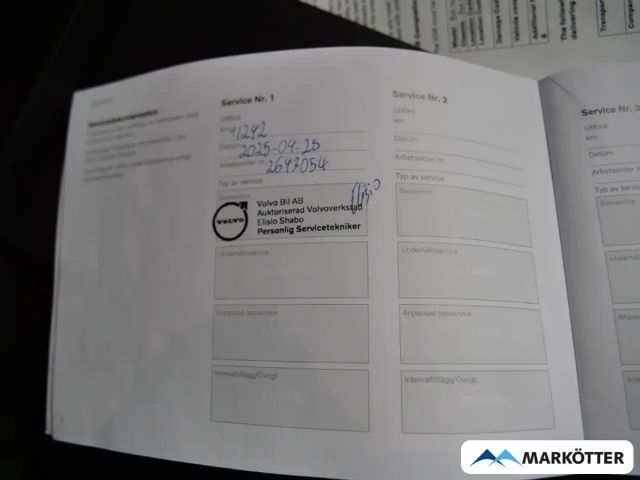 Volvo XC60 AWD Dark Plus