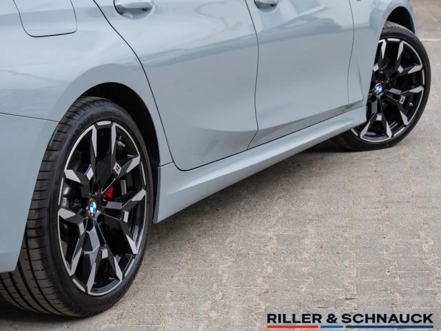 BMW 330 330i M-Sport Touring xDrive