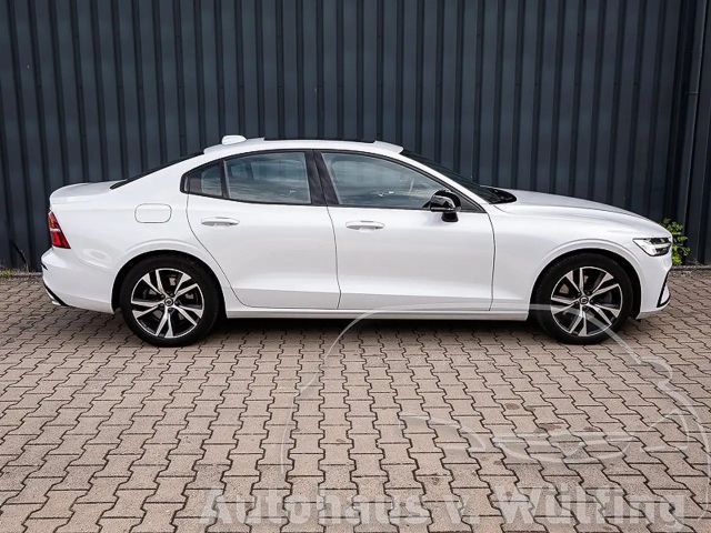 Volvo S60 AWD R-Design Recharge