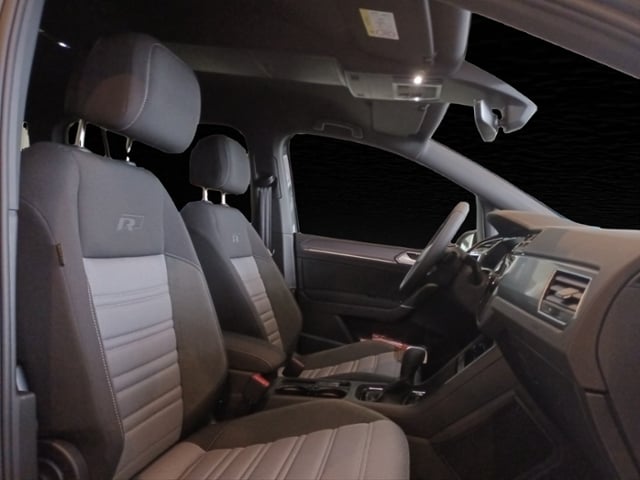 Volkswagen Touran 1,5 TSI 7-SITZER*STANDHZG*AHK*NAV*RFK* KLIMA LED ALU