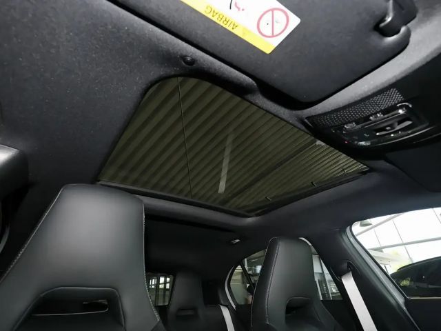 Mercedes-Benz A 180 AMG Line