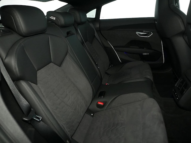 Audi RS e-tron GT Quattro