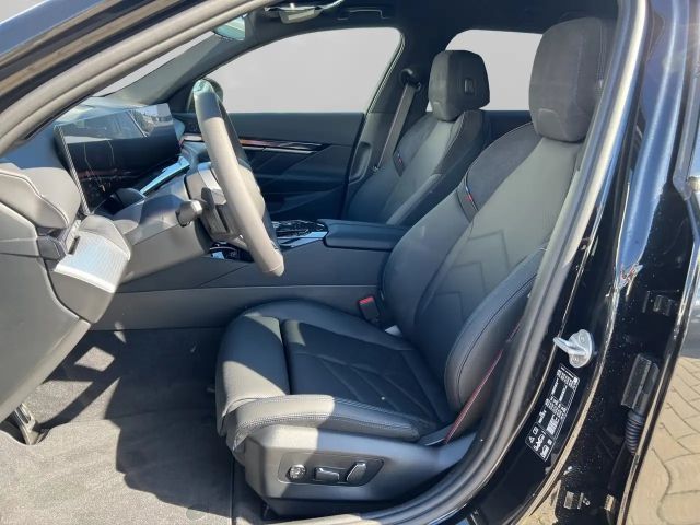 BMW 540 540d M-Sport Touring xDrive