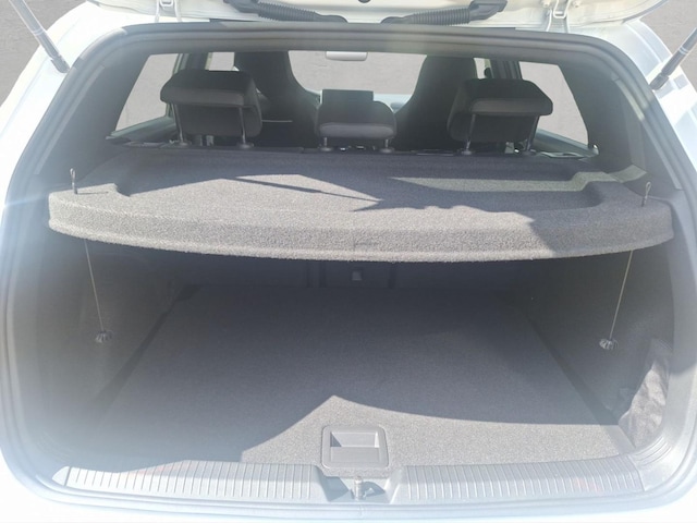 Volkswagen Golf 1.5 TSI Golf VIII R-Line