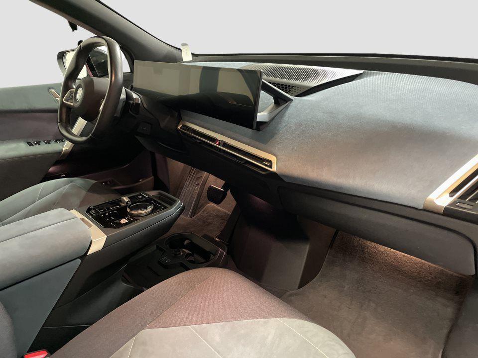 BMW iX xDrive40