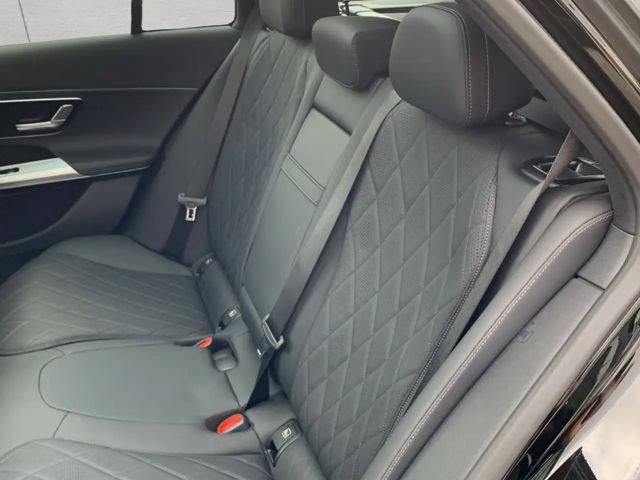 Mercedes-Benz E 300 E 300 e