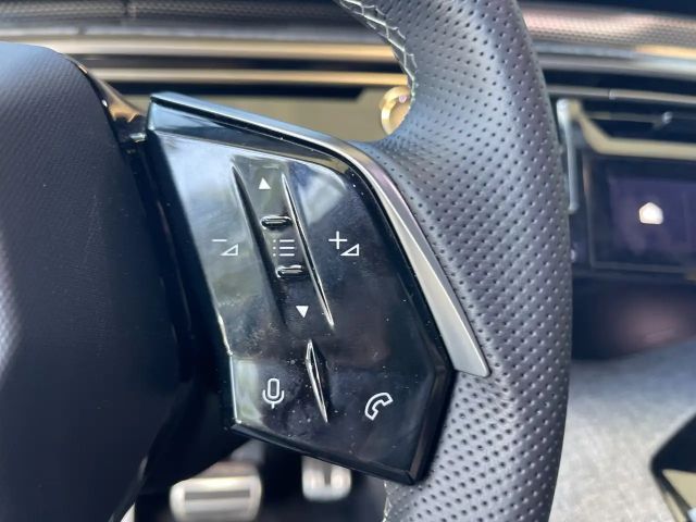 Peugeot E-5008 GT-Line