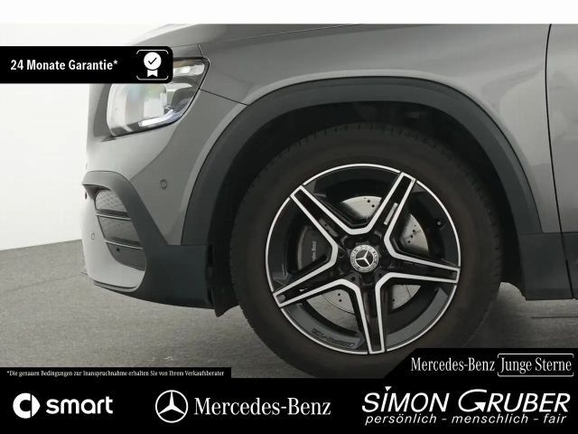 Mercedes-Benz GLB 180 AMG Line