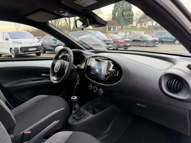 Toyota Aygo X Business Hatchback