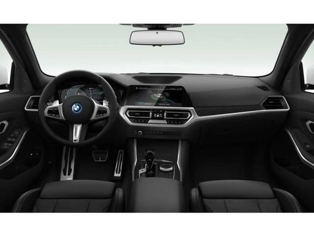 BMW 330 330e M-Sport Touring xDrive