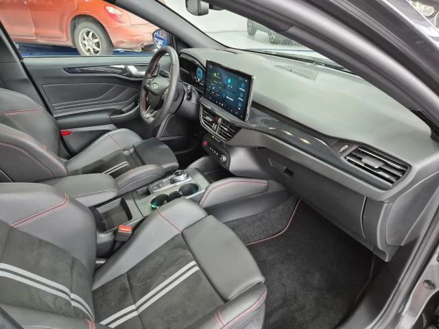 Ford Focus EcoBoost ST Line Wagon