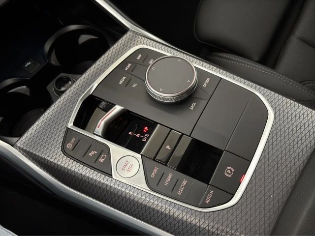 BMW 330 330e Touring